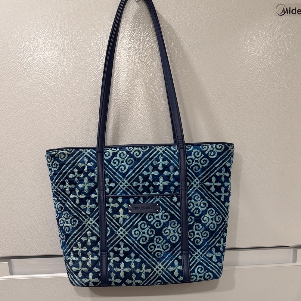 Vera Bradley Cuban Tiles Tote Bag - Picture 5 of 8